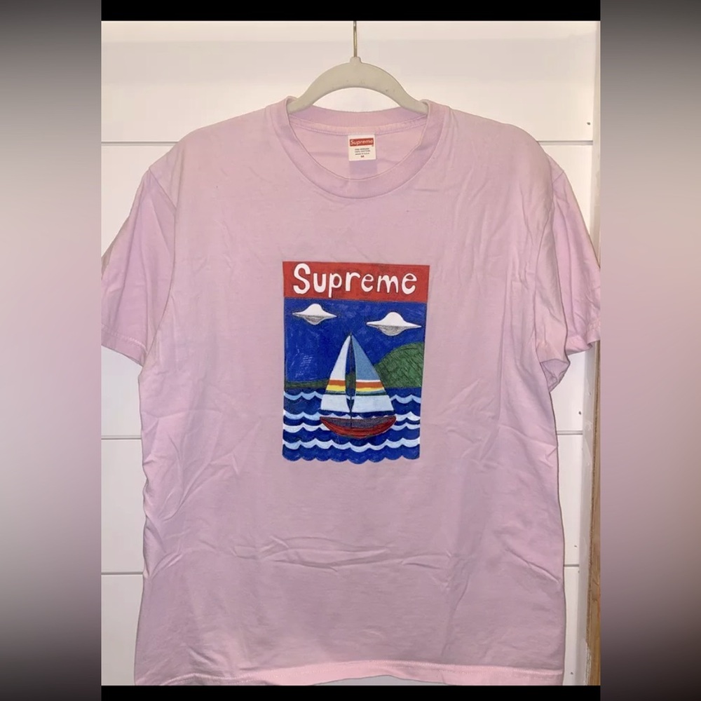 SUPREME SAILBOAT TEE